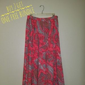 💲 Bundle and save💲Juniors skirt size XL